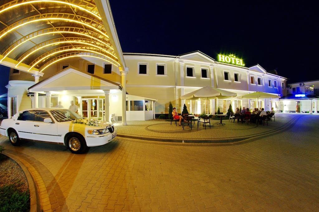 Spa Hotel Gloria Przemysl Exterior photo